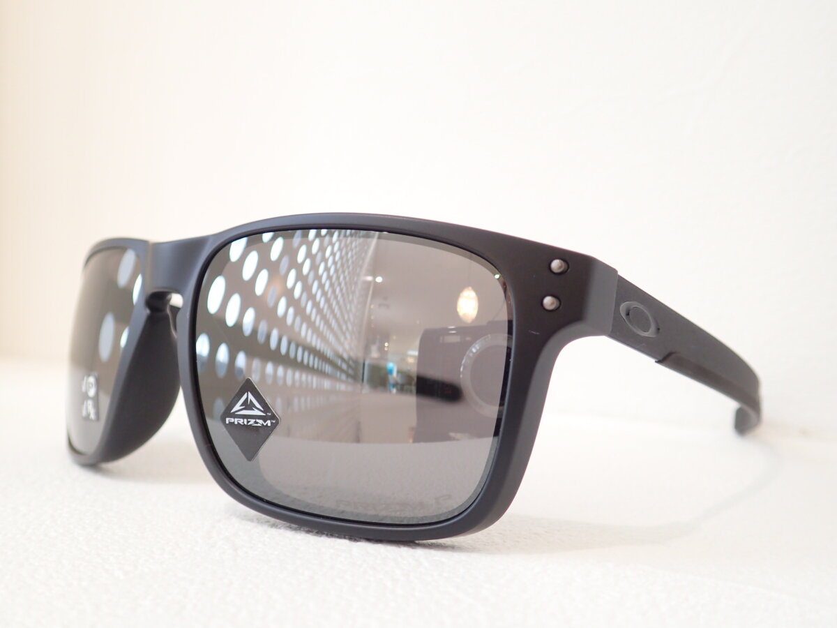 オ－クリー（OAKLEY）「HOLBROOK MIX」最新エディションが入荷です