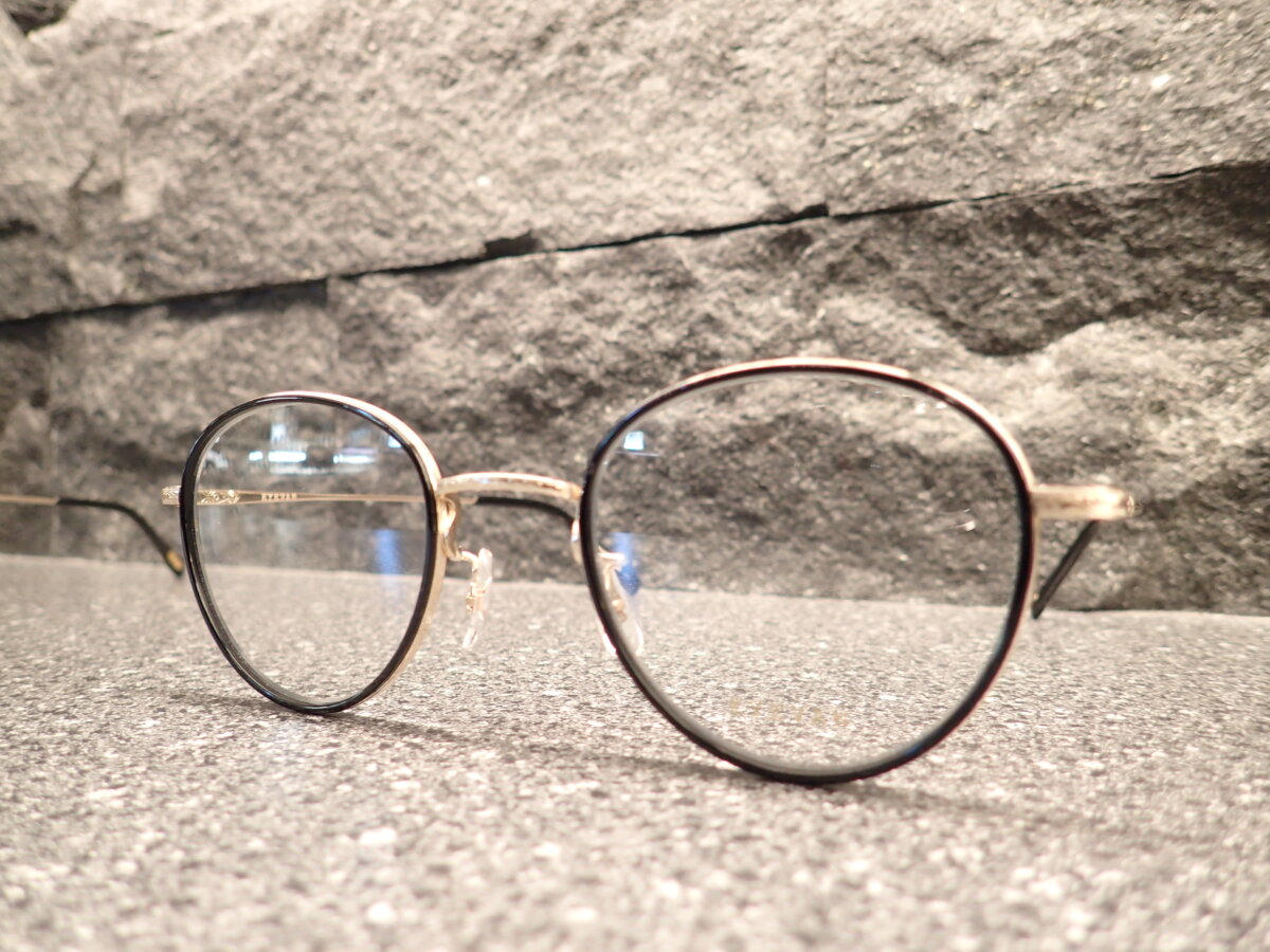 アイヴァン（EYEVAN）「Ferren」とオリバーピープルズ（OLIVER PEOPLES