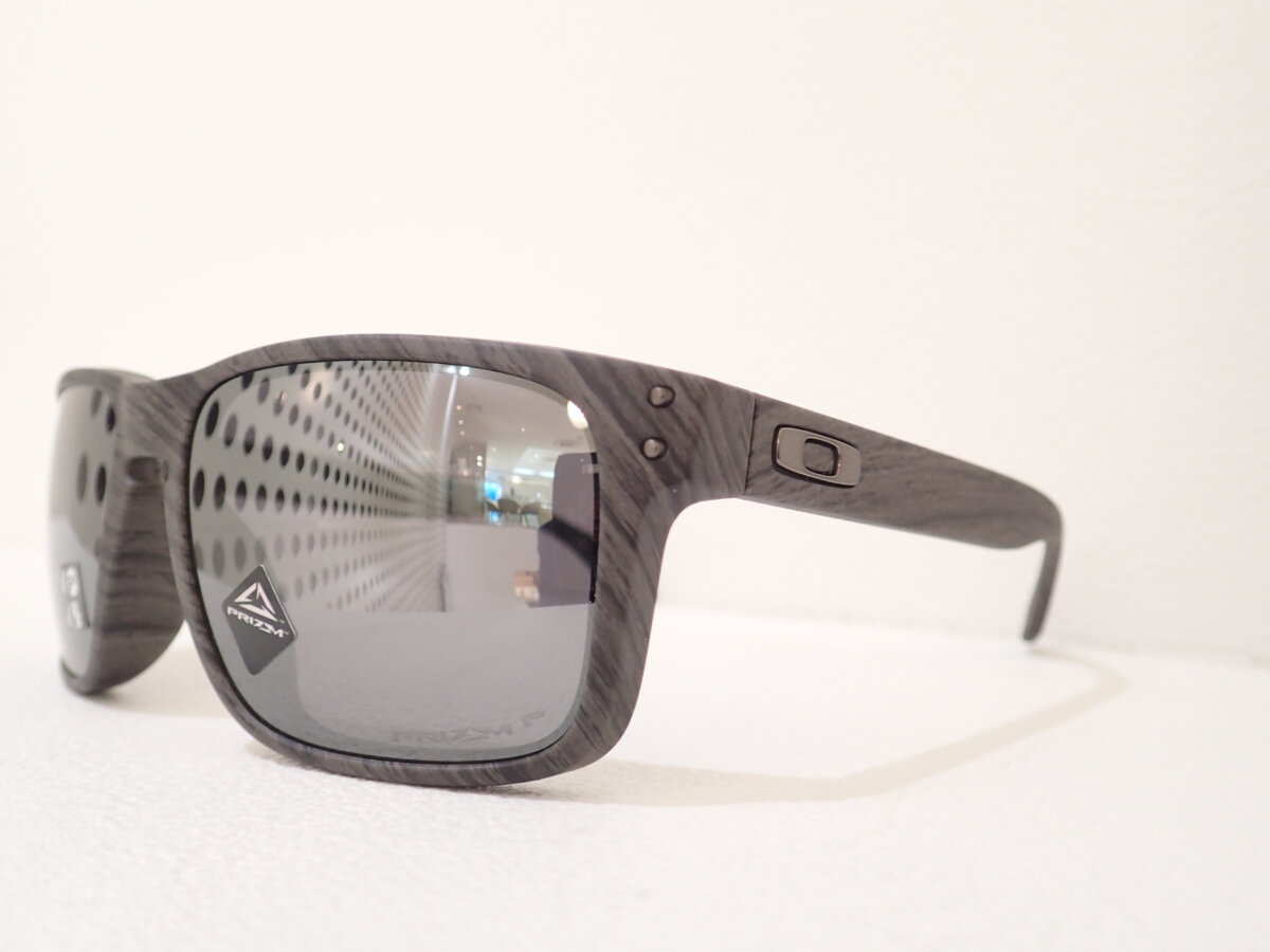 オークリー　メガネ　ウッド調　レンズ度入り 楽天市場】オークリー 調光 サングラス OAKLEY レーダーロック