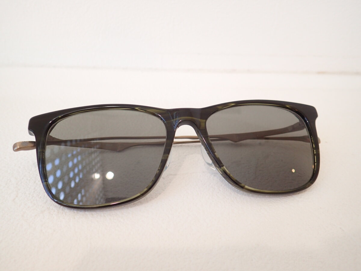 999.9 feelsun(フォーナインズフィールサン)「F-05APM」秋の