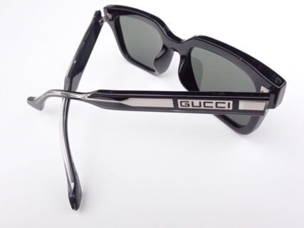 サイバー感を醸し出すサングラス｜GUCCI（グッチ）「GG1732SK」
