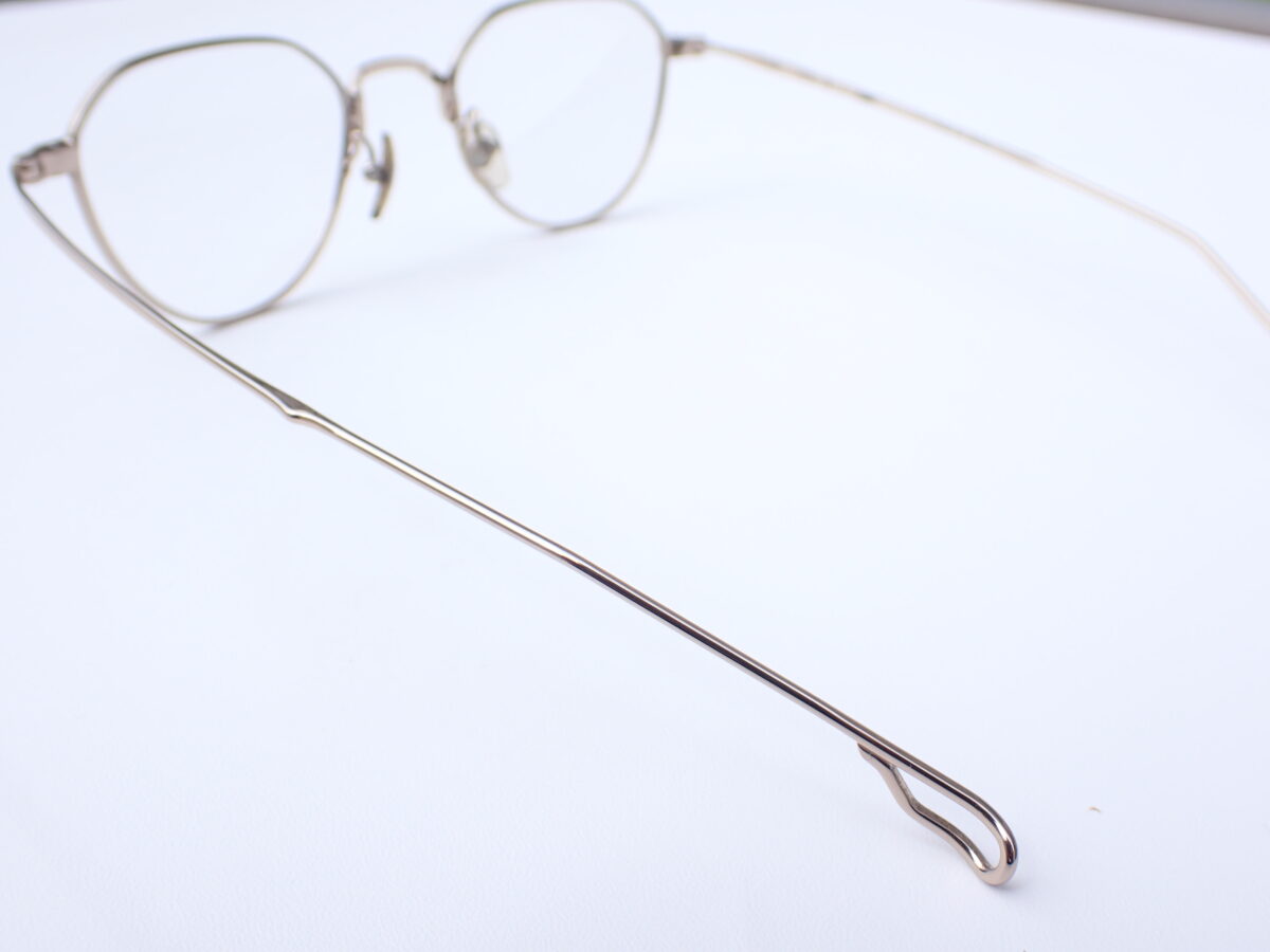 シンプルなクラウンパントメタルフレーム｜999.9(フォーナインズ) S-628T-999.9 