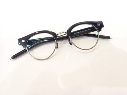 威厳と上品さ｜10EYEVAN「NO.3 ⅣBR 45」