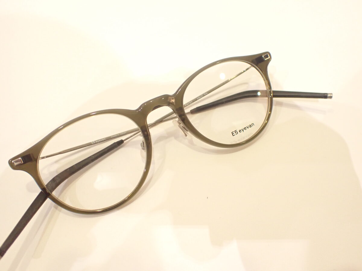 自分のサイズにテンプルが切れるフレーム|E5eyevan「p13」-EYEVAN E5 eyevan