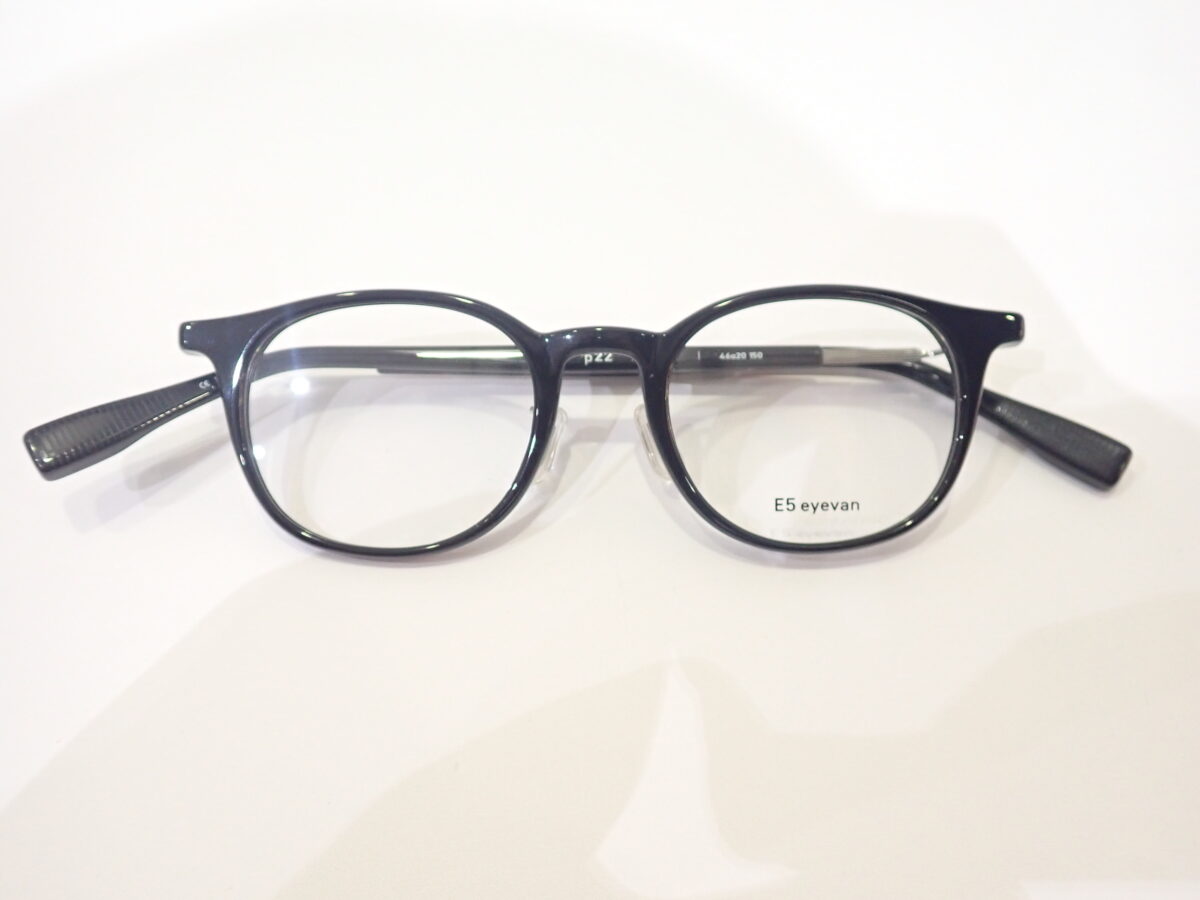 全く無駄のないミニマルなフレーム｜E5eyevan「p22」-EYEVAN E5 eyevan 