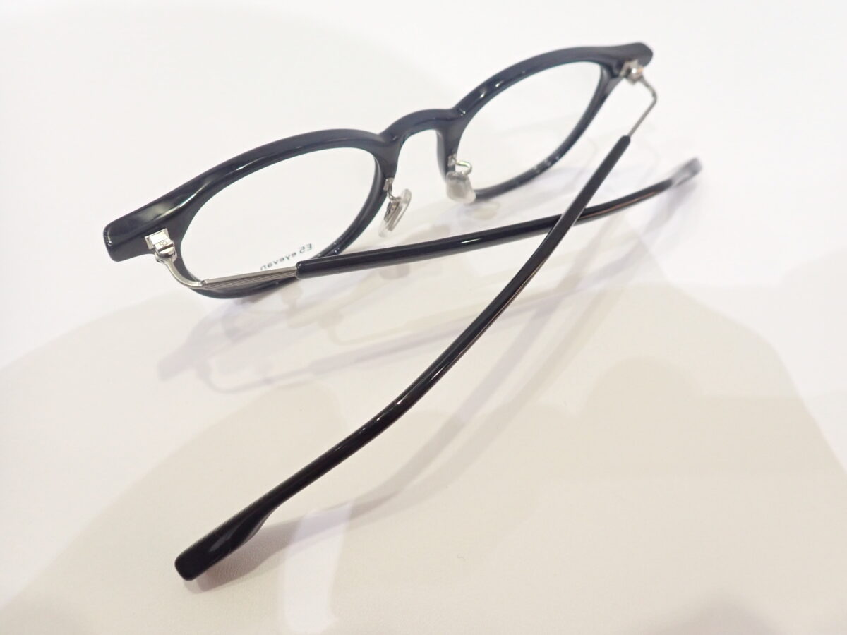 全く無駄のないミニマルなフレーム｜E5eyevan「p22」-EYEVAN E5 eyevan 