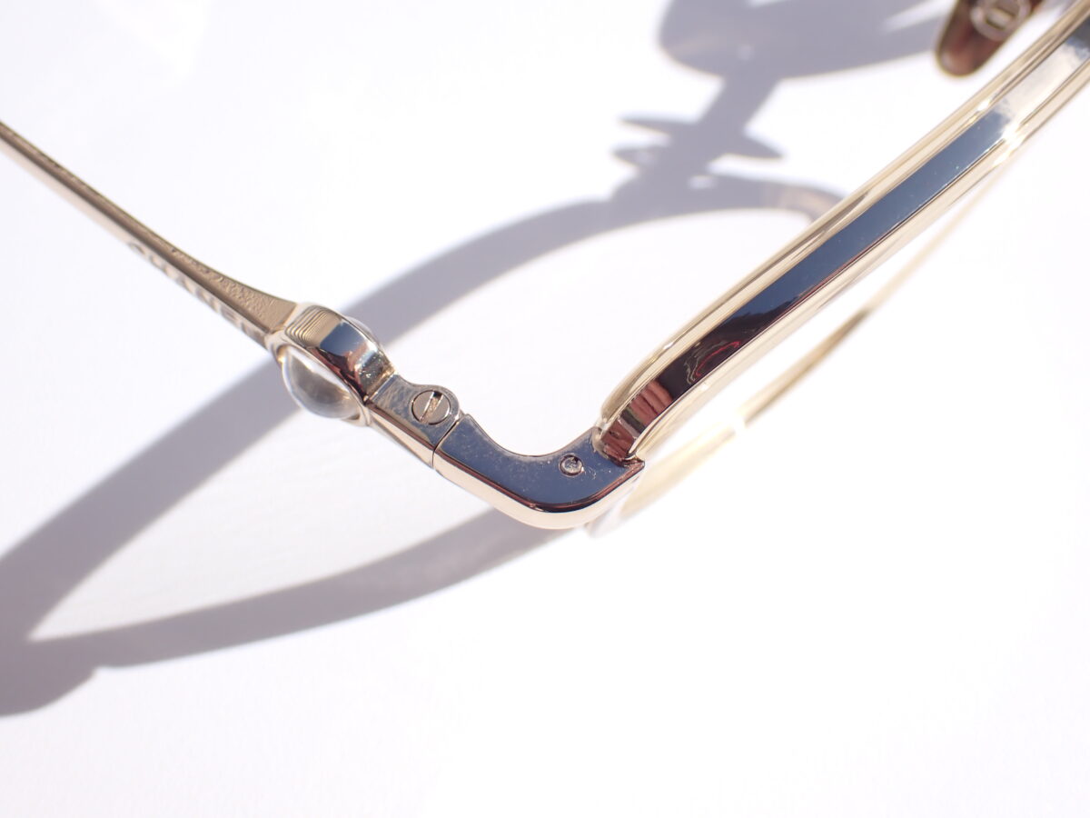 セルとメタルのコンビネーションフレーム｜CHANEL(シャネル) 2221-CHANEL 