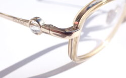 セルとメタルのコンビネーションフレーム｜CHANEL(シャネル) 2221