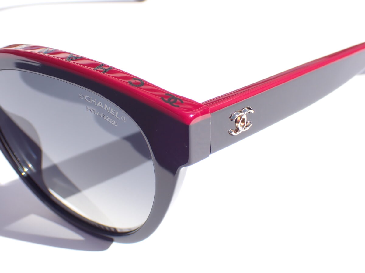 画像 ブラック×レッドのビビットカラーサングラス|CHANEL(シャネル) 5414A-CHANEL