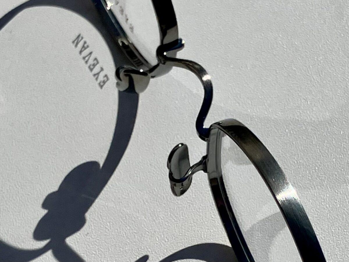 無機質なフルメタル感がいい｜アイヴァン（EYEVAN）「Thompson」-その他 