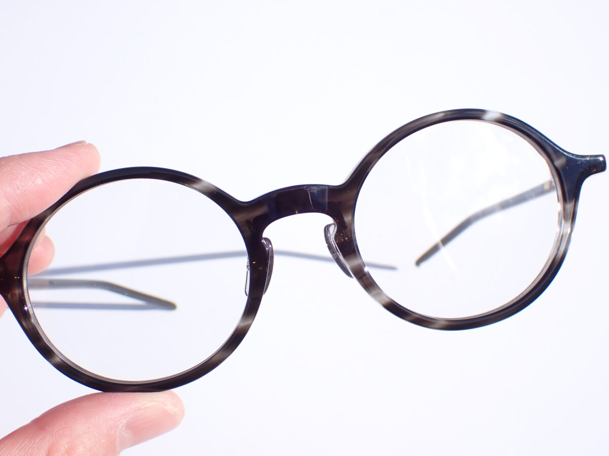 意外とゆったりとした！？リムが細めの丸メガネ｜999.9(フォーナインズ) NP-767-999.9 