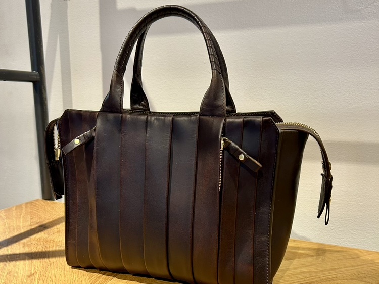 コーネリアンタウラス（工房＆展示会）見学へ-cornelian taurus by daisuke iwanaga 