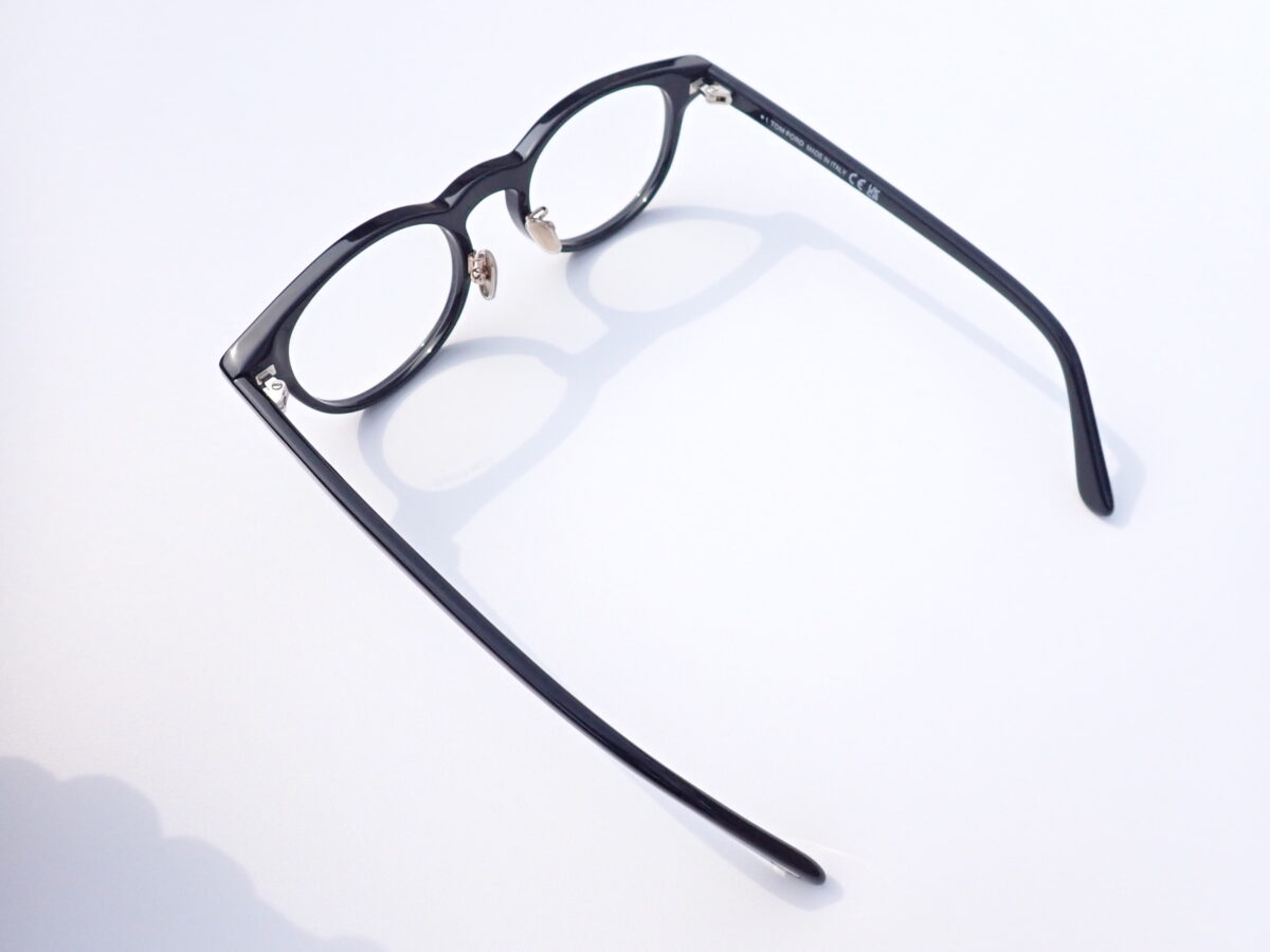 珍しいセルオーバル|TOMFORD(トムフオード)「TF6112-D-B」-TOM FORD