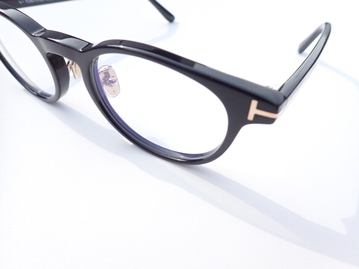 珍しいセルオーバル|TOMFORD(トムフオード)「TF6112-D-B」-TOM FORD