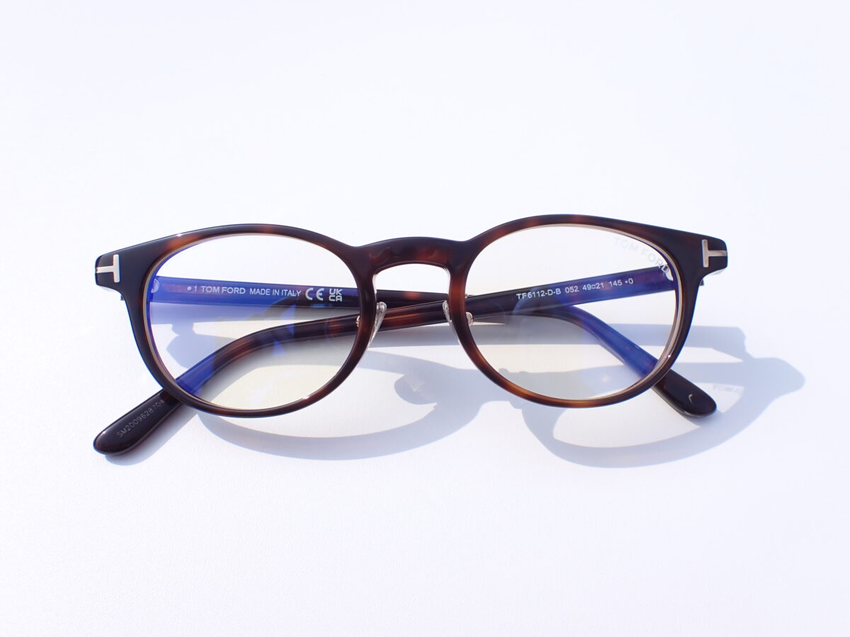 珍しいセルオーバル|TOMFORD(トムフオード)「TF6112-D-B」-TOM FORD