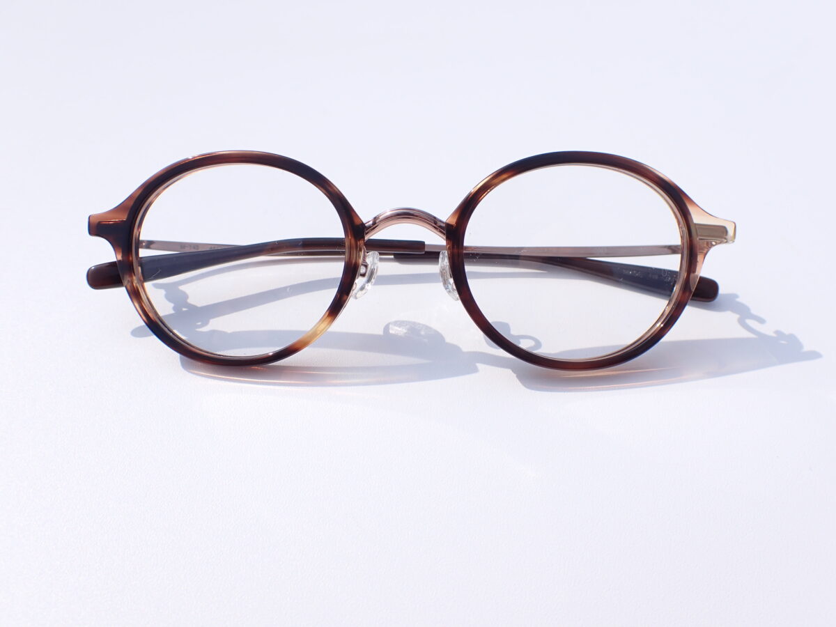 柔らかな印象をもたらすレディース用メガネ｜999.9（フォーナインズ）「M-145」-999.9 