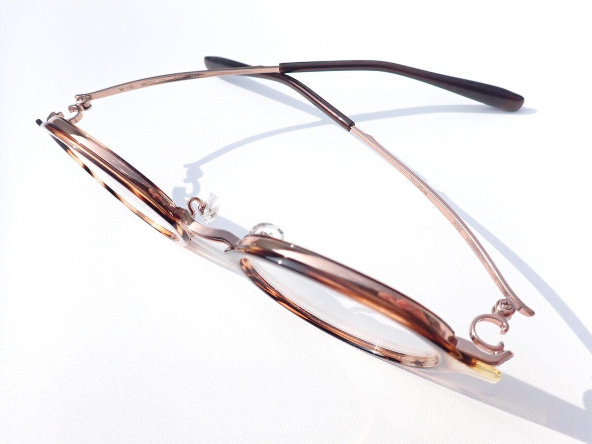 柔らかな印象をもたらすレディース用メガネ｜999.9（フォーナインズ）「M-145」-999.9 