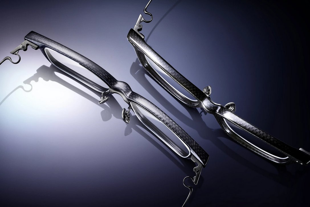 今作で４弾目のカーボンフレーム｜999.9（フォーナインズ）「CFRP-04」-999.9 