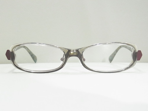 ちょっぴり個性派 ★ スケルトンフレーム-OLIVER PEOPLES 