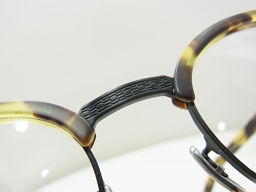 大人の眼鏡を楽しむ方に★ヴィンテージフレーム-OLIVER PEOPLES 