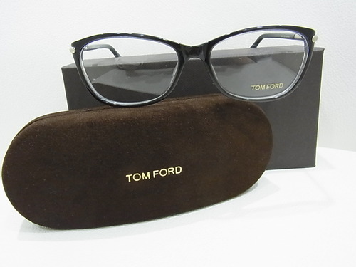 フェミニンな黒ブチフレーム★TOM FORD-TOM FORD 