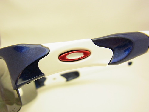スポーツの秋！★自分だけのサングラス-OAKLEY 