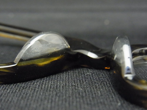 OLIVER PEOPLES 仕様変更 Ari-OLIVER PEOPLES 
