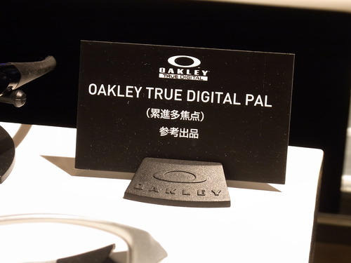 OAKLEY（オークリー）の展示会に-OAKLEY 