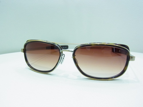オシャレアイテムに最適★サングラス-OLIVER PEOPLES 
