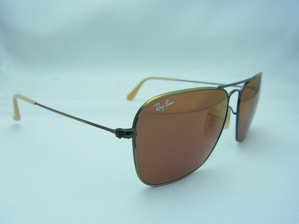 バレンタインギフト★RayBan RB3136 CARAVAN-Ray Ban 