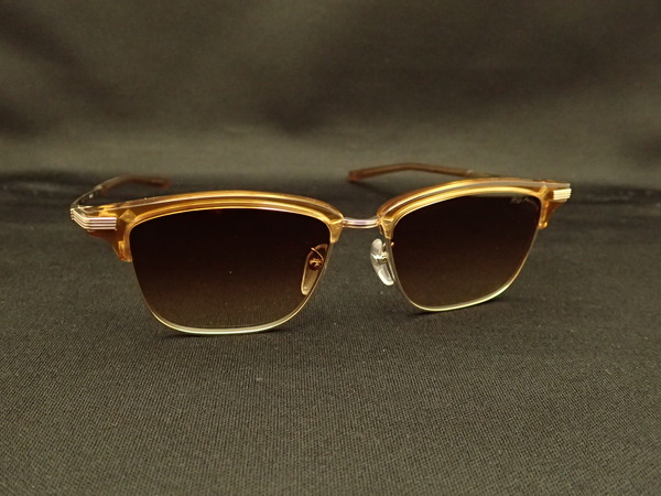 999,9 feelsun（フォーナインズ・フィールサン） F-02M 在庫状況-999.9 feelsun 