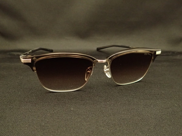 999,9 feelsun（フォーナインズ・フィールサン） F-02M 在庫状況-999.9 feelsun 