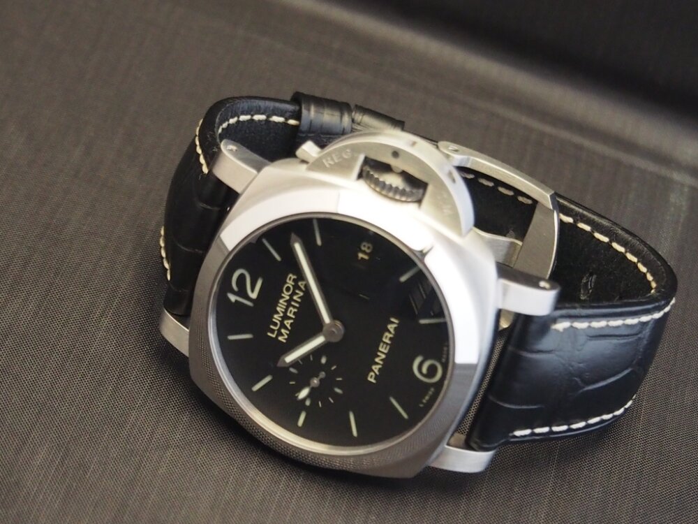 レア　パネライ全製品カタログ本　1997-2003 廃盤本　腕時計 レア パネライ全製品カタログ本 1997-2003 廃盤本 腕時計 レア