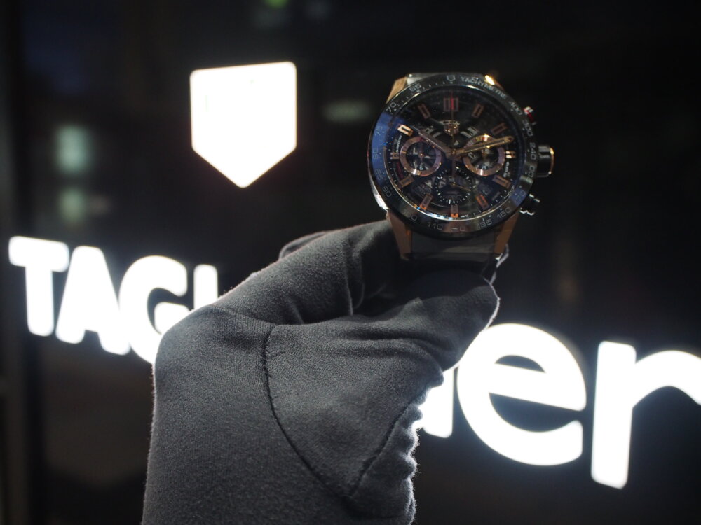 タグホイヤー 壁掛け時計 TAG HEUER（タグ・ホイヤー）タグ・ホイヤー カレラ キャリバー