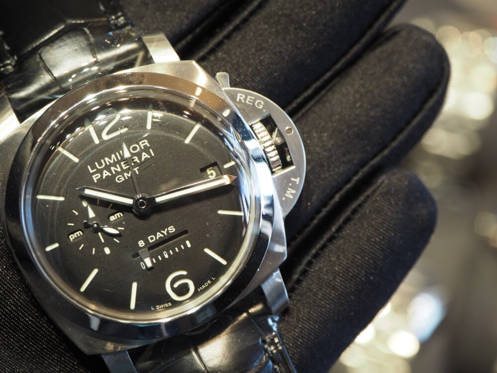 パネライルミノール　PAM00233 最終V番 PANERAI PAM00233 ブラック PANERAI（パネライ）ルミノール1950 8デイズGMT