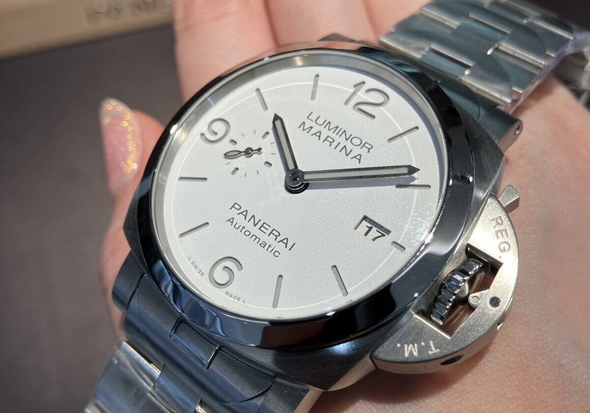 パネライ 】 大人気！44mm「ルミノール マリーナ」ブレスモデル