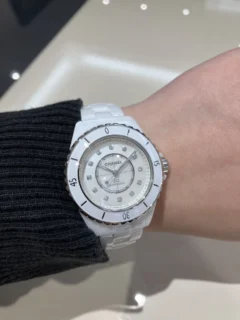 【CHANEL】人気モデル・魅力を徹底解説いたします‼「J12」