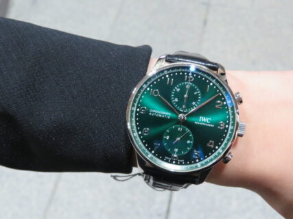 【 IWC 】ポルトギーゼクロノグラフのグリーン文字盤は一見の価値あり！