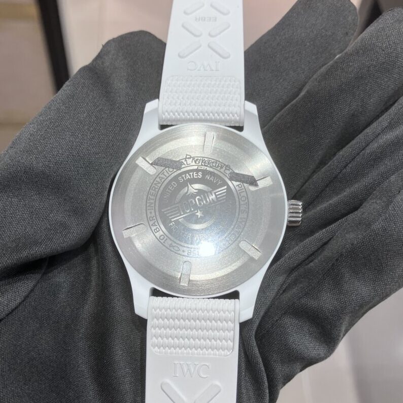 【 IWC 】「レイク・タホ」の冬景色からインスピレーションを得たホワイトセラミックの新作モデルをご紹介。-IWC -IMG_4548-edited