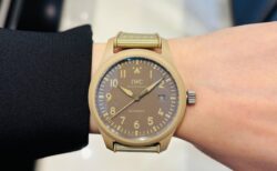 【 IWC 】サンドカラーのセラミックが特徴的な「パイロットウォッチ」の新作モデルが初入荷！！