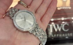 【 IWC 】フォーマルシーンだけではない！カジュアルなファッションをも格上げする優秀な1本♡