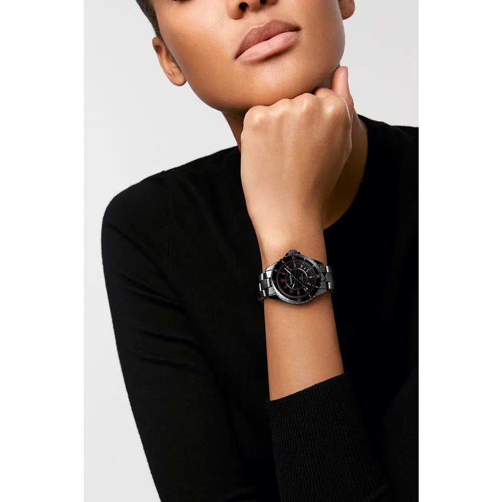 【 シャネル 】「J12」新作入荷しました♡-CHANEL -image-1