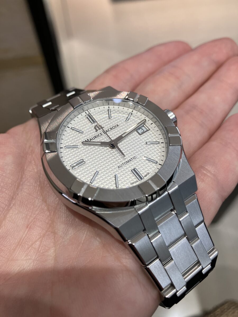 【モーリスラクロア】本日の入荷モデルのご紹介「アイコンオートマティック39㎜」-スタッフのつぶやき -IMG_5998