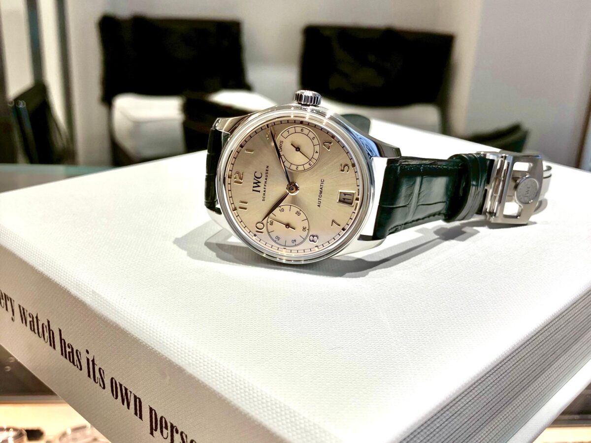 IWC 】エレガンスとスポーティさを一つの時計で完璧に実現した