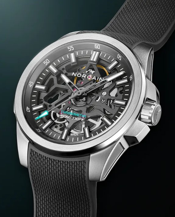 【ノルケイン】ホワイトのスーパールミノバを充填することで、優れた視認性を実現「インディペンデンス スケルトン 40MM スチール」-スタッフのつぶやき -3bbaf2e2f26df67546ad72e04aafbf8e-1