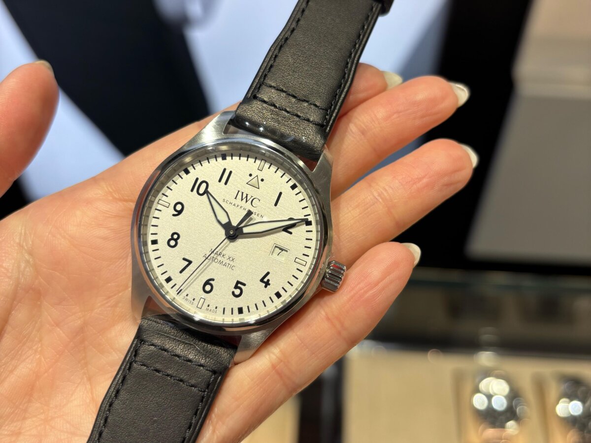 【 IWC 】一切の無駄を削ぎ落した、究極の日常使い時計「パイロットウォッチ マークXX」-IWC -IMG_1616-2
