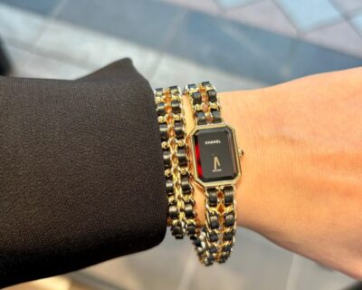 【 シャネル 】レザーを編み込んだチェーンブレスレットを二重巻きに♡「プルミエール アイコニックチェーン ダブルロウ」