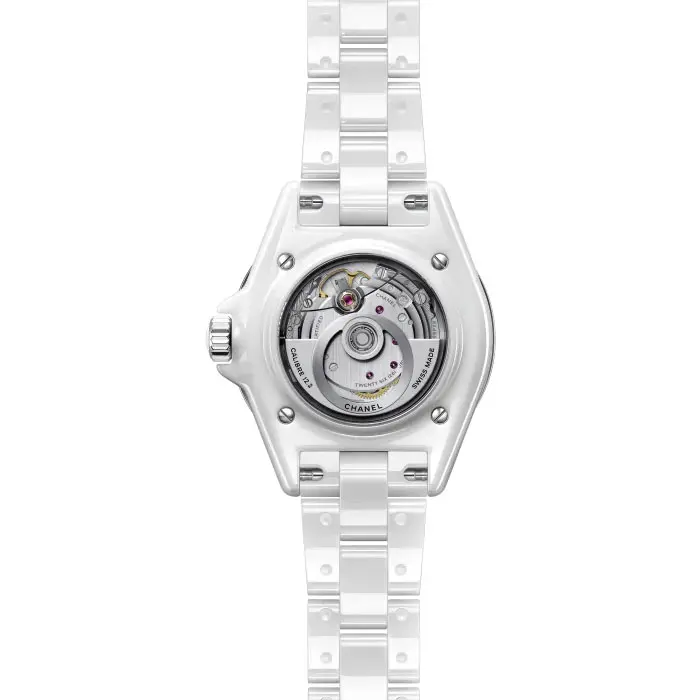【 シャネル 】ウォッチメイキングにおける革新をもたらしたシャネルの「J12」-CHANEL -w9895_jpg_0e096782-ba2c-4098-937c-d71d123bc87b