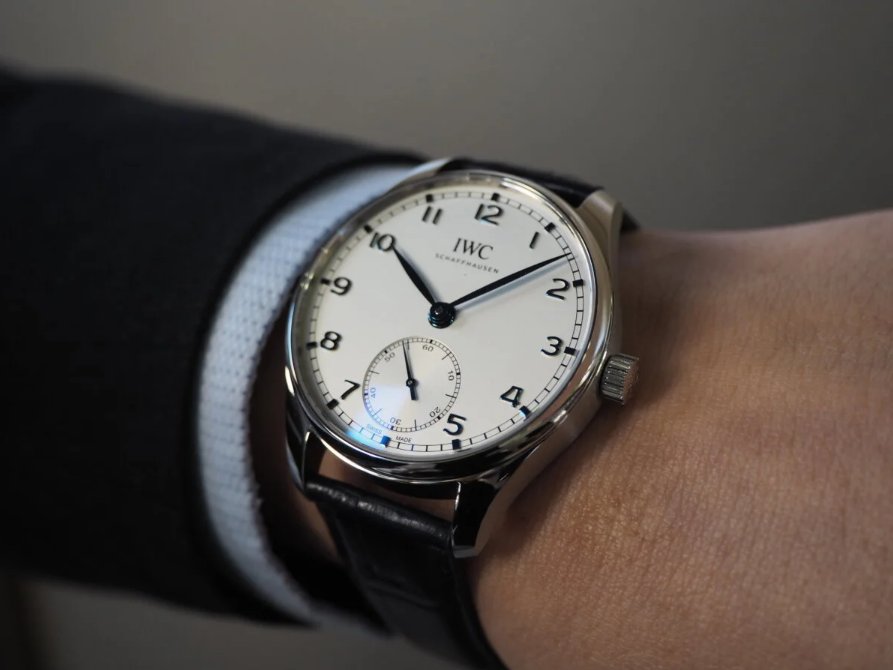 【IWC】一目でわかる、端正な美しさ「ポルトギーゼ・オートマティック40」-IWC -7c21186574f8d91d78158c62694ecdd0