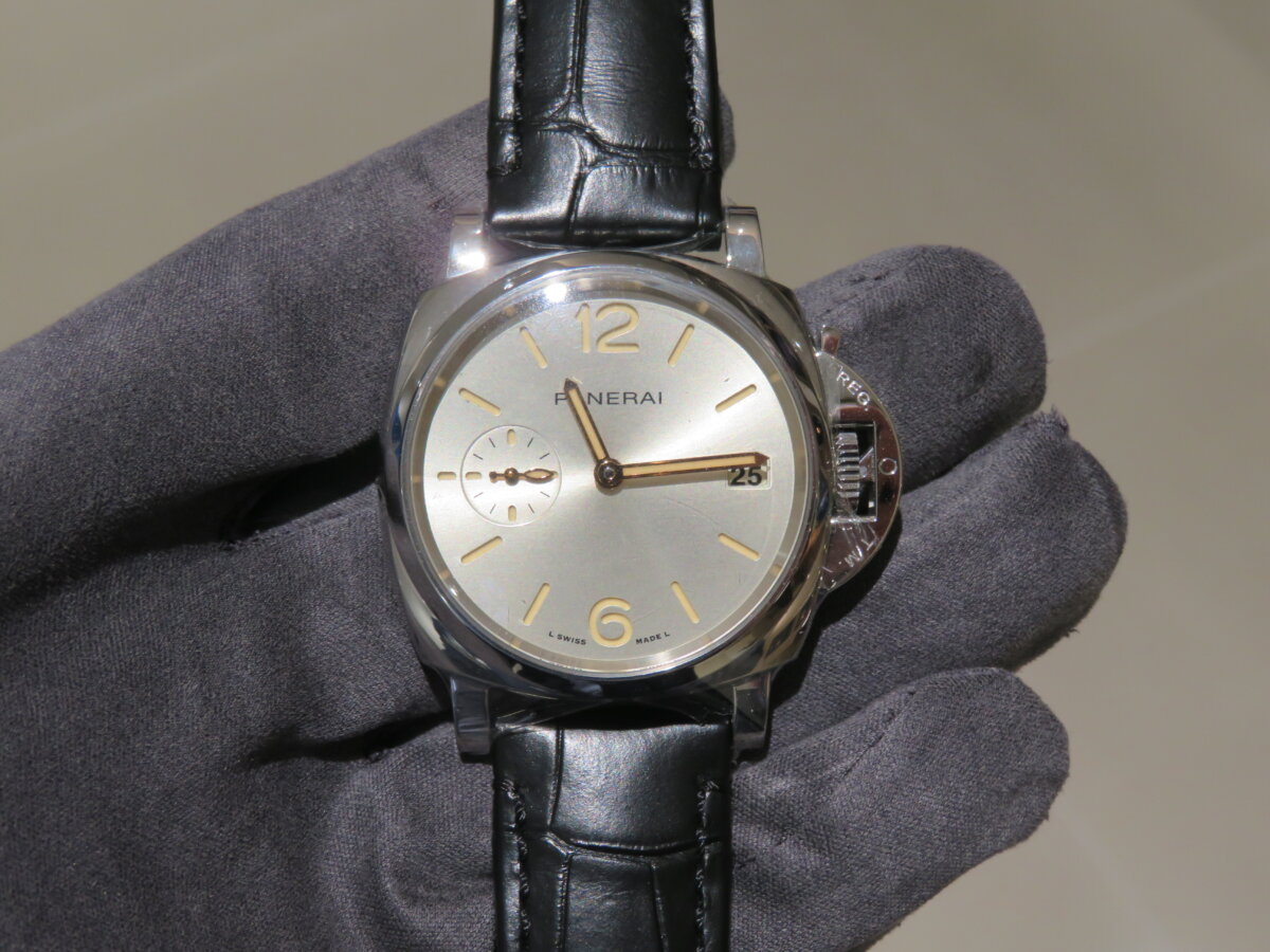 【パネライ】ストラップを変えれば男女で楽しめる…。「PAM01550」-PANERAI -IMG_3813-1
